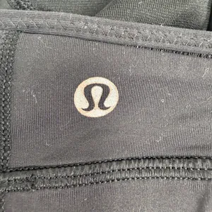 Lululemon Size 6 Straight Up Sports Bra Black Luxtreme Wicking Stretch Yoga Logo thumbnail 7