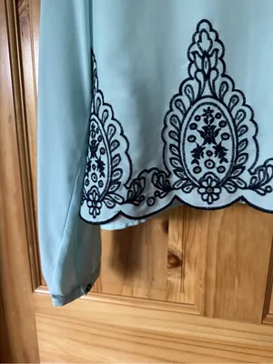 Xhilaration Mint Green Long-Sleeve Blouse with Navy Embroidered Hem size large thumbnail 3