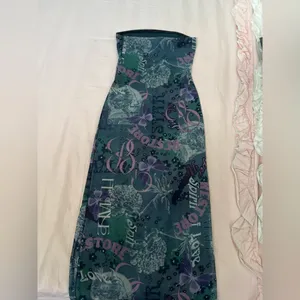 COPY - Urban Outfitters Floral Graphic Maxi Dress thumbnail 5