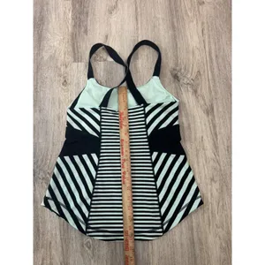 Lululemon Women's Work‎ It Out Tank Size 8 thumbnail 4