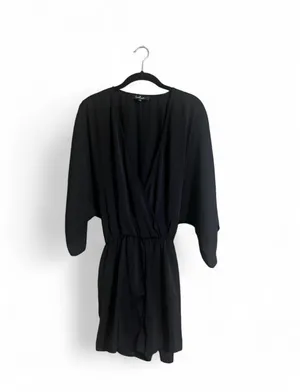 Lulus Pants Sz M V-Neck Romper with Waist Tie Wrap Front Dolman Sleeves Sexy thumbnail 5