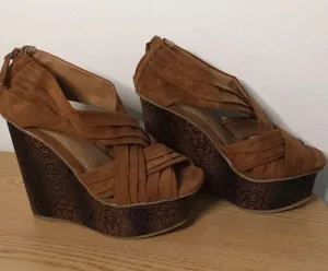 New Women’s Sexy Snake Print Suede Feel 5.5” Wedges Brown Size 5.5 thumbnail 4