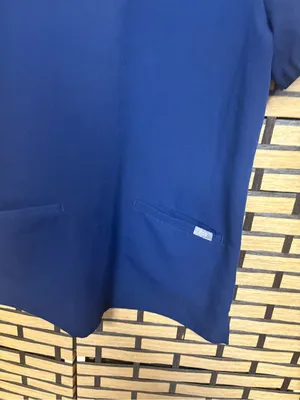 Figs navy technical collection scrub top size small thumbnail 4