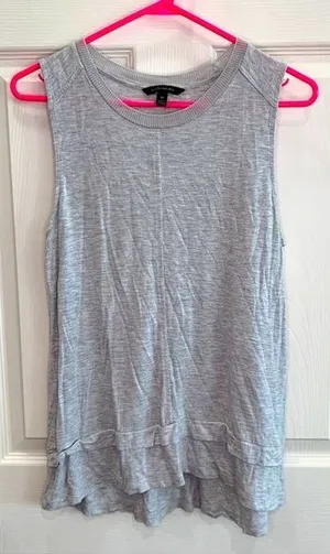3/$25 - Banana‎ republic gray tank size medium thumbnail 1