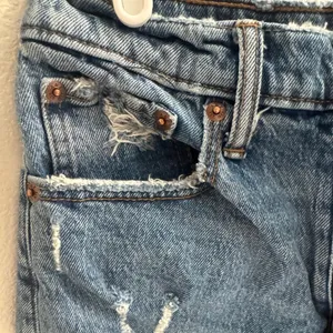 Abercrombie High Rise Mom Short - Blue Denim thumbnail 5