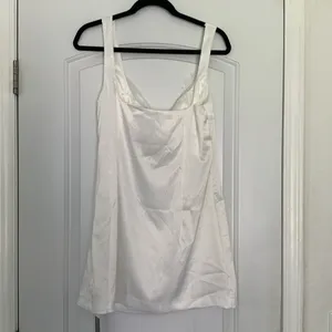Missguided Satin Lace Trim Bow Front Mini Sleep Dress Sz XL thumbnail 9