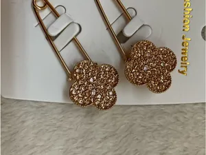 Fashion Jewelry Gold Crystal Flower Safety Pin Brooches - Gold thumbnail 2
