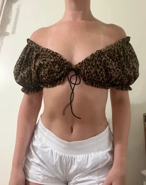 Cropped Top thumbnail 5
