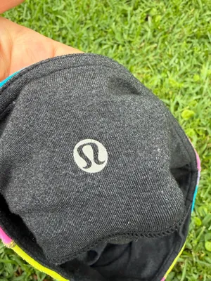 Lululemon Boogie Reversible Shorts Size 8 Gray Rainbow Waistband Low Rise Yoga thumbnail 2