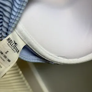 Hollister Baby Blue Ruffle Rib Push-Up Bikini Top Small thumbnail 4