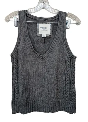 American Eagle Gray Cotton Wool Sweater Tank Cable Knit V Neck Medium thumbnail 1