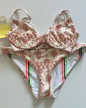 {Maaji} Brand New REVERSIBLE Bikini SET thumbnail 1