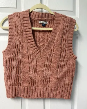 American Eagle Outfitters Dusty Rose Cable Knit V-Neck Sweater Vest thumbnail 1