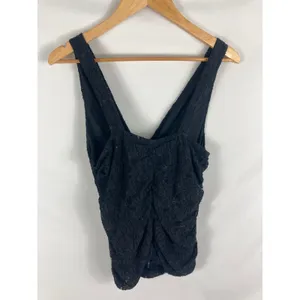 Torrid Lace Sleeveless V Neck Sleeveless Blouse Size 1X thumbnail 3