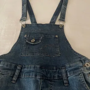 ✨ YMI Distressed Patch Bib Denim Overalls | Sz 9/M ✨ thumbnail 6