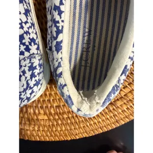 J.Crew Womens Blue‎ White Floral Canvas Slip On Sneakers Shoes Size 7 thumbnail 4