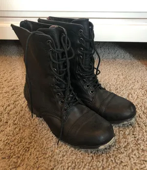 Madden Girl Black Combat Boots thumbnail 1