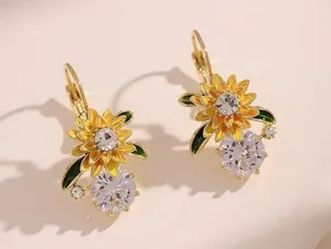Crystal Daisy Flower Dangle Drop Earrings for Women,Elegant Flower Earrings thumbnail 1