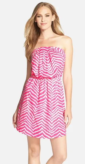 Lilly Pulitzer Strapless Dress Womens Medium Pink Chevron Ikat 82490‎ Mini Beach thumbnail 1