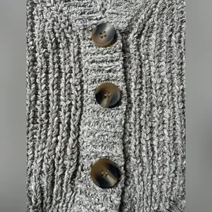 BKE knit oversized, cropped cardigan sweater. Size S, frayed hem, neutral colors thumbnail 3