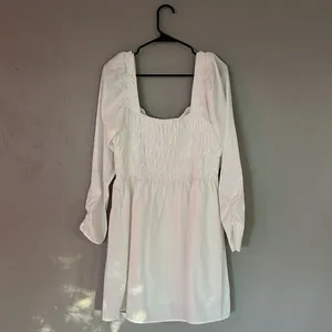 white long sleeve mini dress size XL thumbnail 4