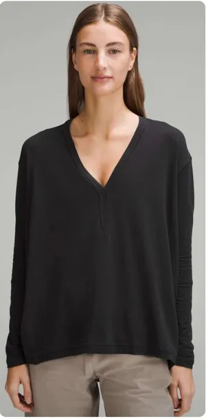 Lululemon Women Black Back In Action V Neck Athleisure Long‎ Sleeve Cotton Top thumbnail 1