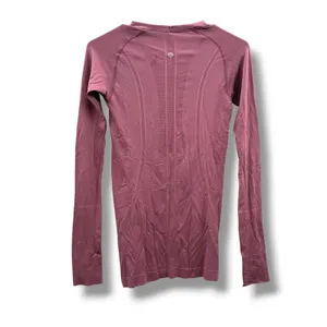 Lululemon Swiftly Tech 2.0 Long Sleeve Shirt Womens 4 Magenta Plum Thumbholes thumbnail 2