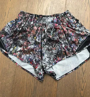 Lululemon Shorts thumbnail 1