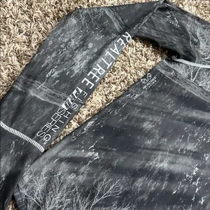 Realtree Fishing Pro Series Gray Woods Camo Long Sleeve Quarter Zip Top Sz S thumbnail 2