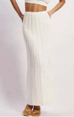 NEW Meshki White Jasmyn Wide Ribbed Flute Skirt in White Medium thumbnail 1