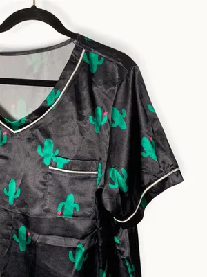 Women’s XL Cactus Pajama Set 2 Piece Satin Short Sleeve Wide Leg Capri PJs thumbnail 4