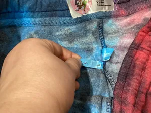 Red and Blue Six Flags Great America Shorts Size Large NWOT thumbnail 5