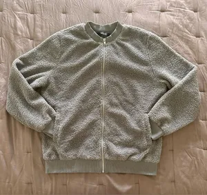 Cozy Teddy Bomber Jacket in Gray Size M thumbnail 1