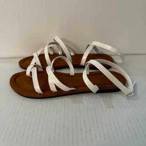 New. Women’s Flat Strappy Sandals – Elegant Summer Strappy Shoes thumbnail 8