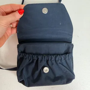 Baggallini Pacific Petite Crossbody Bag Navy Nylon Travel Belt Bag Adjustable thumbnail 7