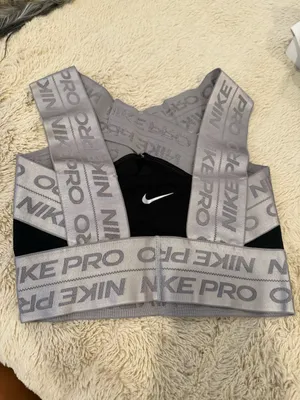 Nike Crop Top Women’s thumbnail 2
