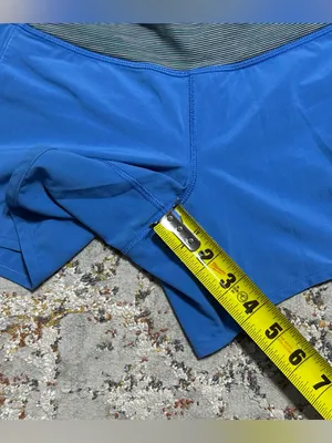 Lululemon Turbo Run shorts Porcelain Blue size 2 thumbnail 7