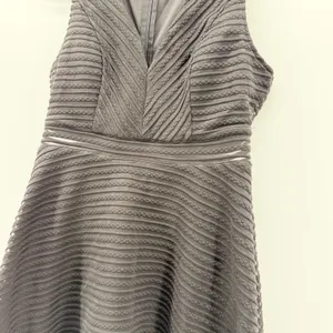 Lulus Black Sleeveless V-Neck Textured Fit and Flare Mini Dress Large LBD thumbnail 2