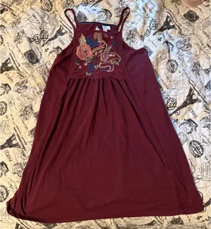 Alya Maroon Mini Dress thumbnail 1