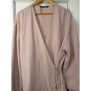 Zara Women Blush Pink Linen Blend Wrap Top Long Sleeve Kimono Style NWOT Medium thumbnail 10