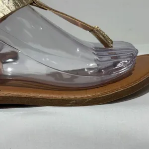 Steve Madden gold flat sandals  Size 8 thumbnail 5