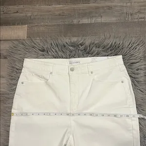 NWT LOFT kick crop high rise curvy fit stretch denim jeans white 14/32 thumbnail 12