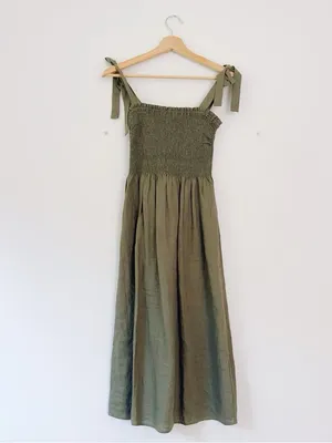 NEW Aritzia Wilfred Women’s Golden Hour Smocked Organic Linen Midi Dress thumbnail 7