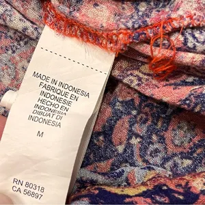 Lucky Brand Long Sleeve Peasant Top size Medium thumbnail 10