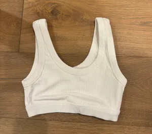 Alo Leggings And Sports Bra thumbnail 2