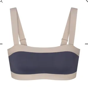 NIKE SKIMS MATTE SHINE MIX Straight Neck Bra thumbnail 1