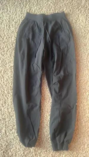 Women’s Lululemon black joggers  thumbnail 3