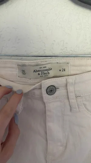 Abercrombie Jeans High-Rise Straight Ripped thumbnail 2