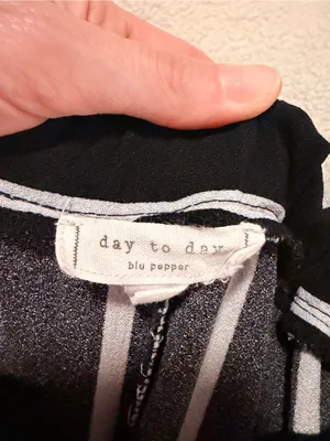 Day To Day Striped Wide-Leg Crop Pants - Black & White thumbnail 5