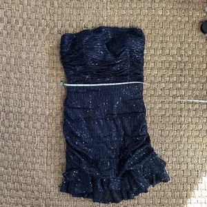 Navy Blue Sparkly Sequins Strapless Short Tie Back Dress Size 8 thumbnail 8